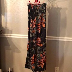 O’Neill pants, small